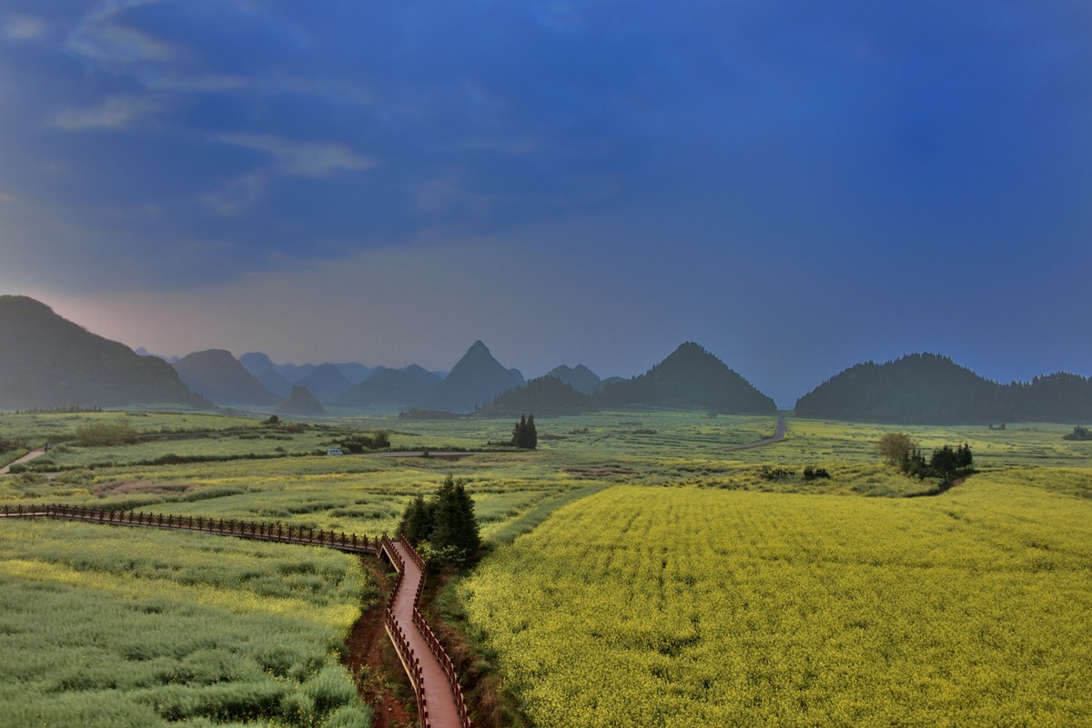 晨光下的金鸡峰丛【3】