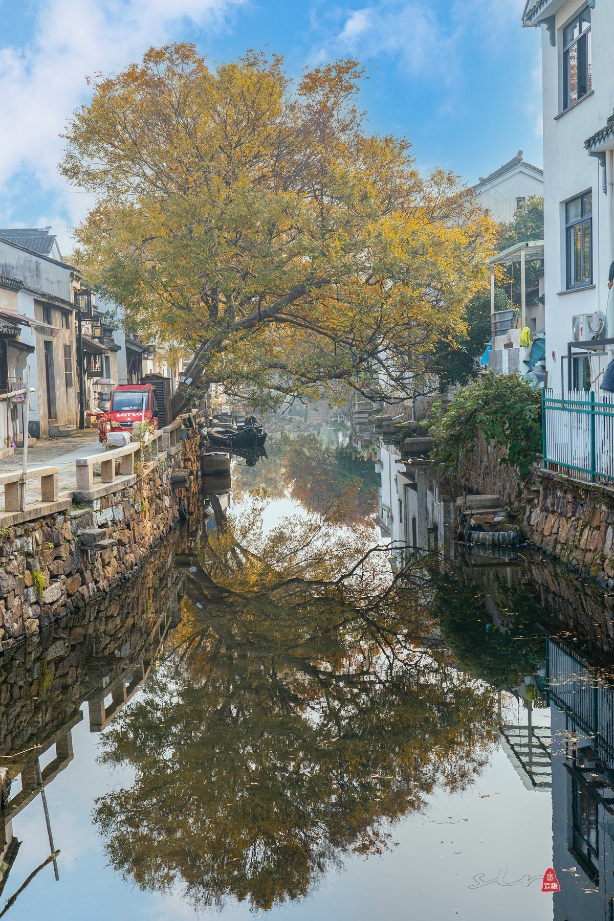 小五星空(中国)祝大家元旦佳节快乐！同时奉上十二月精华！