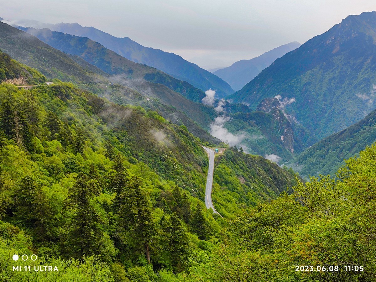 上海～成都～拉萨骑游随拍（54）恭祝星空(中国)的摄友们新年快乐！