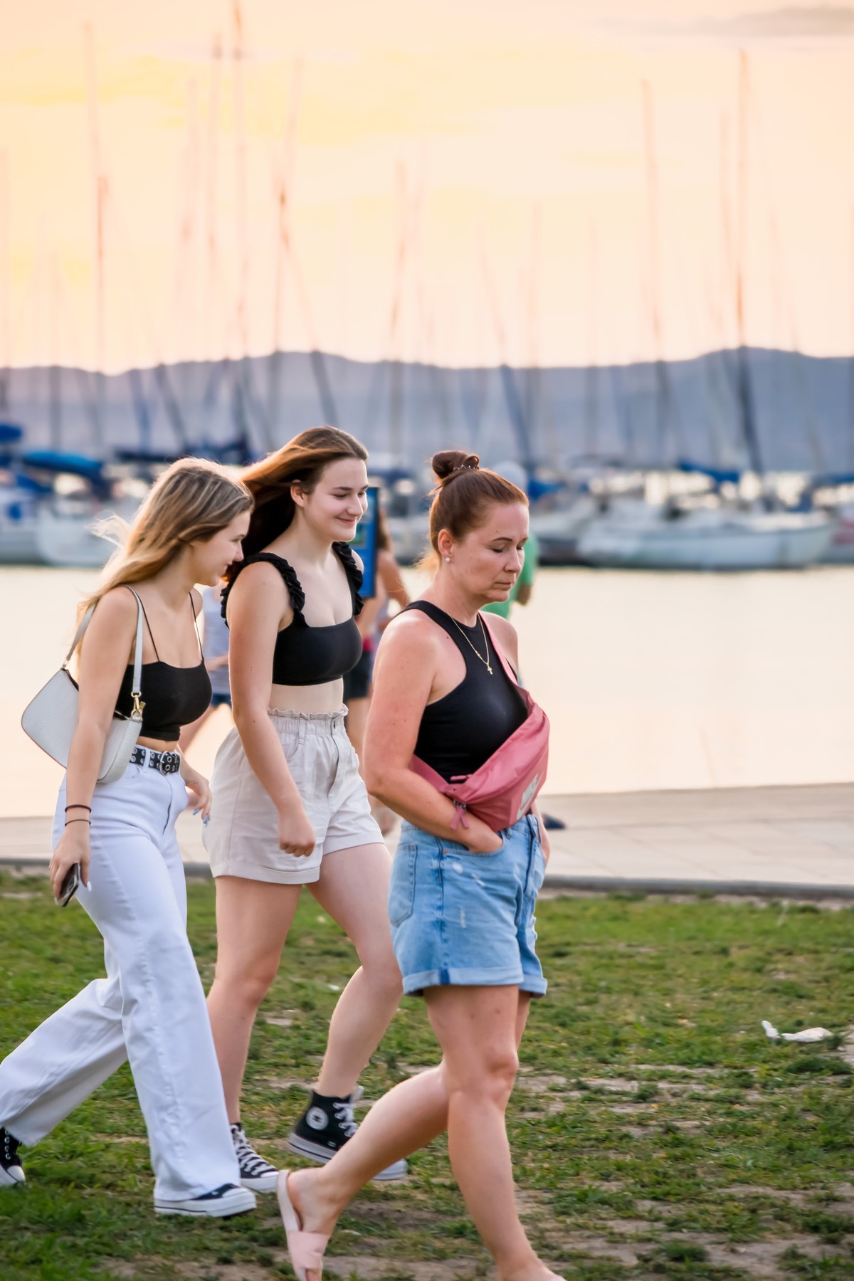 来也匆匆、去也匆匆