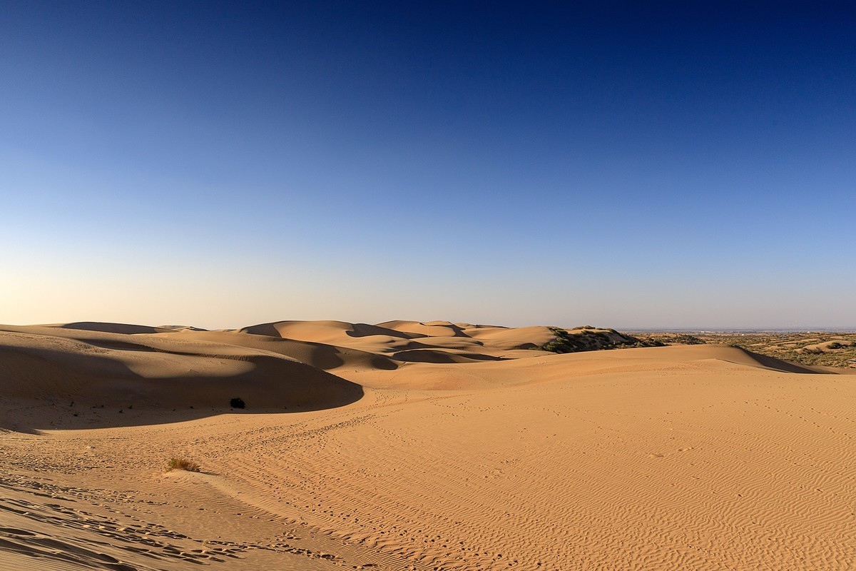 旅游记录：内蒙古 · 鄂尔多斯 · 银肯塔拉沙漠