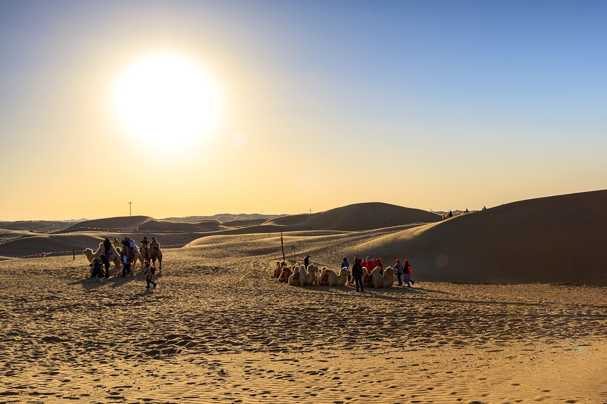 旅游记录：内蒙古 · 鄂尔多斯 · 银肯塔拉沙漠
