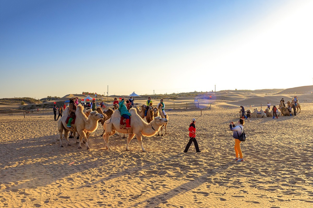 旅游记录：内蒙古 · 鄂尔多斯 · 银肯塔拉沙漠