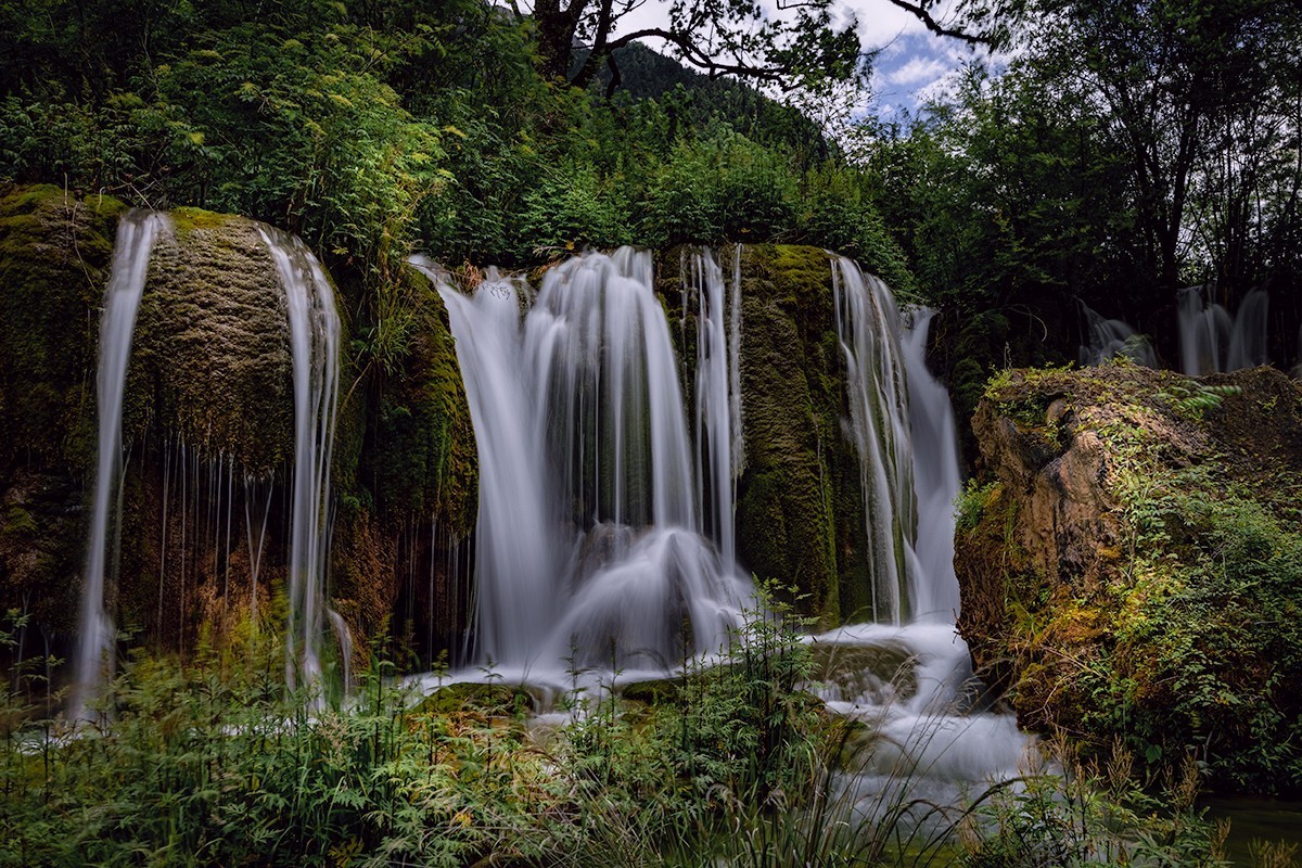 流光溢彩九寨沟