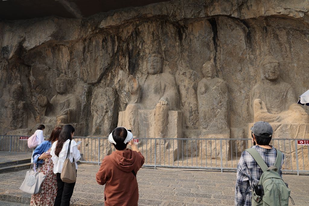 龙门石窟