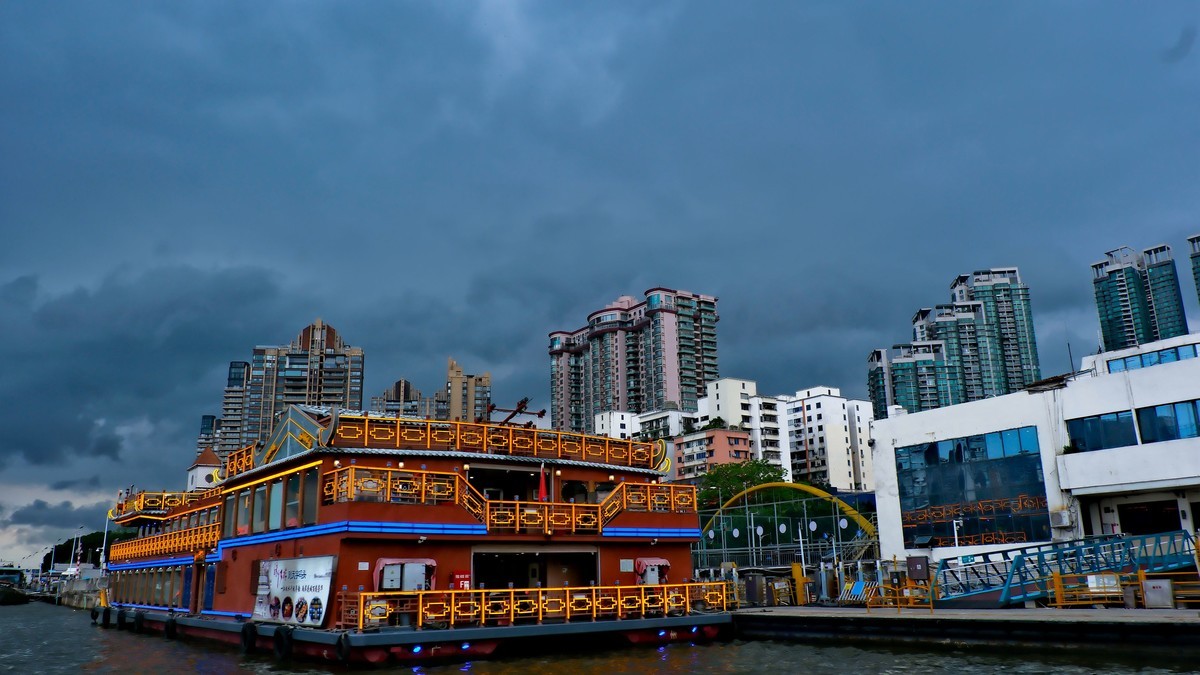 沿江景色（4）