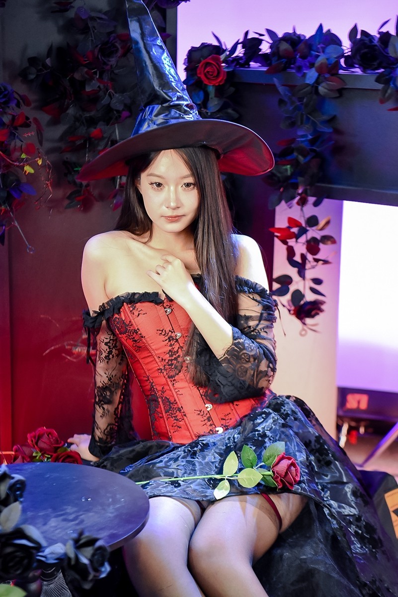 2025年第0379贴-展会人文纪实抓拍（0604）