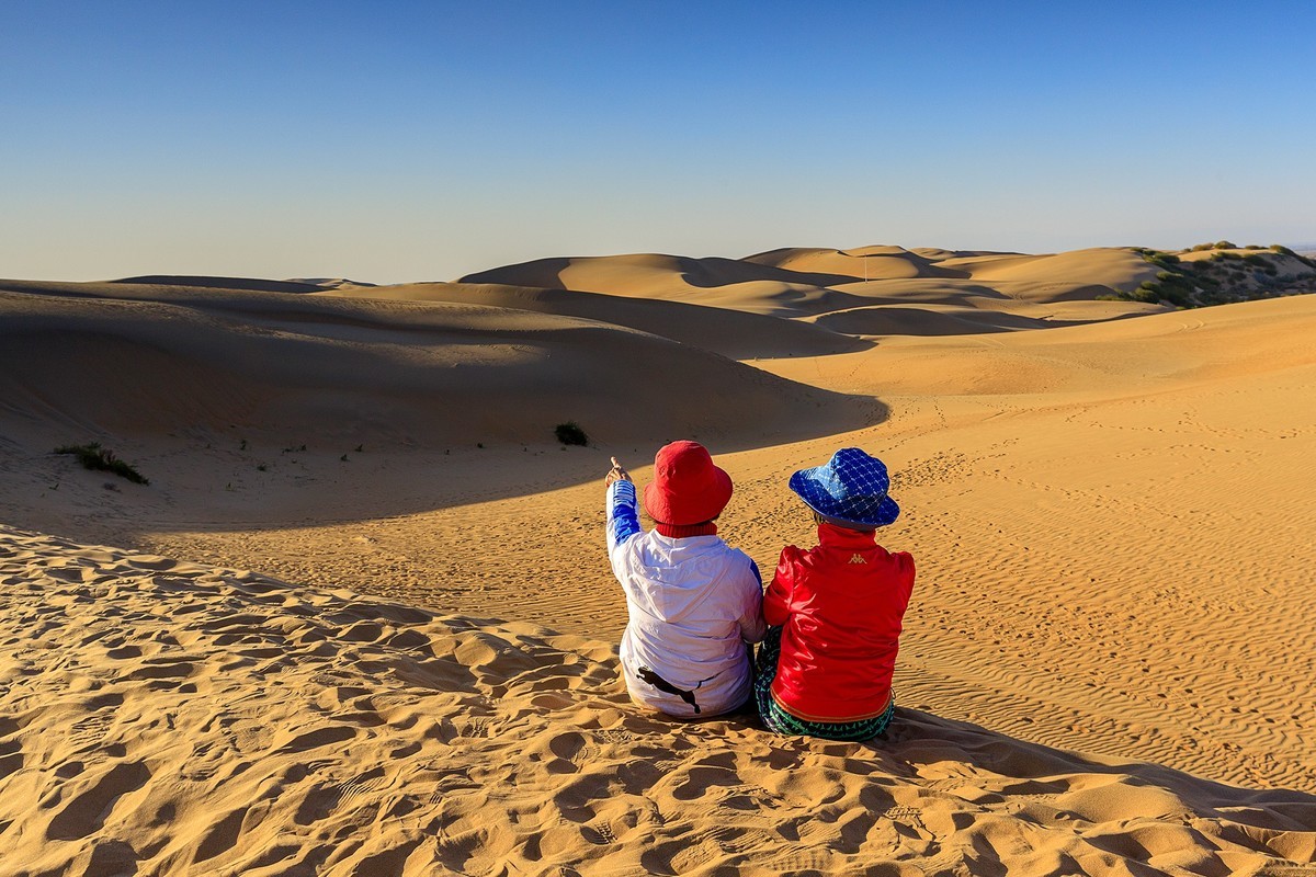 旅游记录：内蒙古 · 鄂尔多斯 · 银肯塔拉沙漠