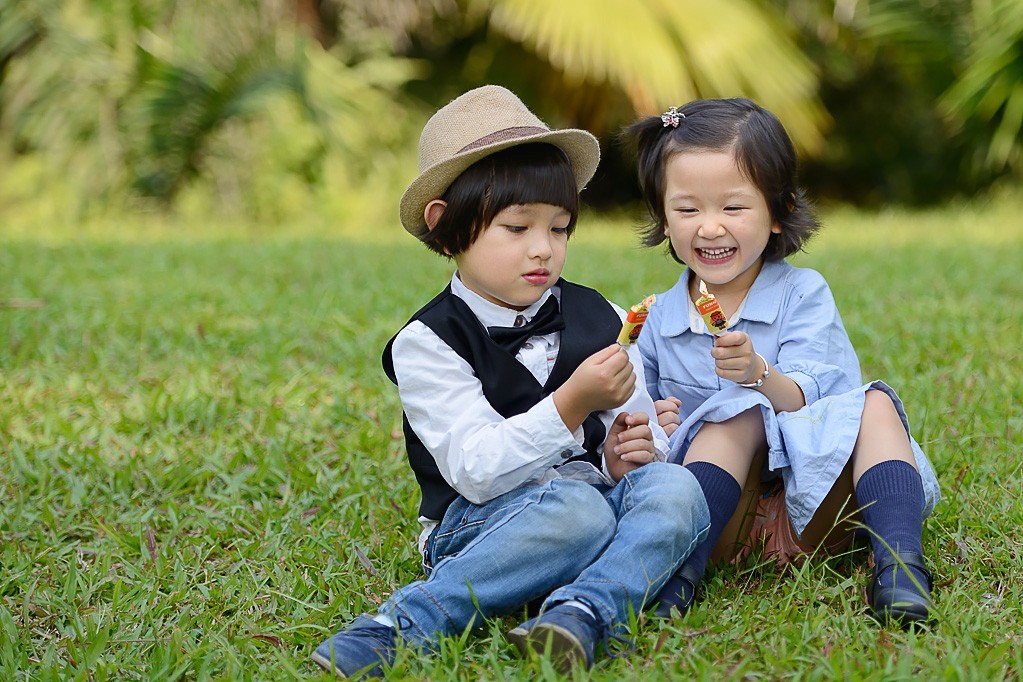 【快乐的小女童】1