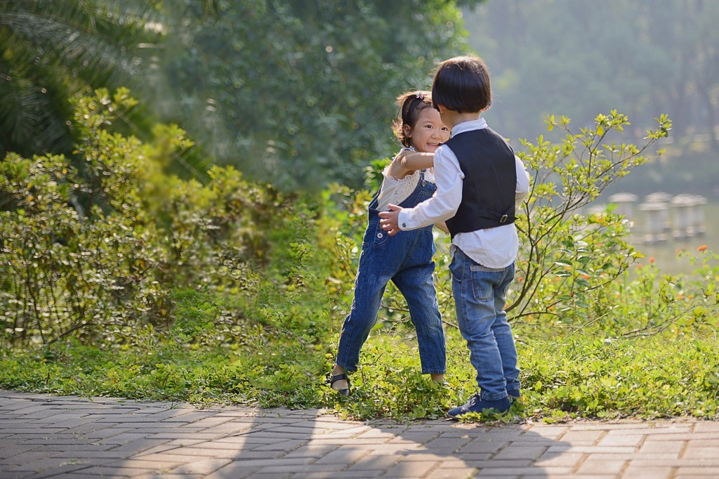 【快乐的小女童】1