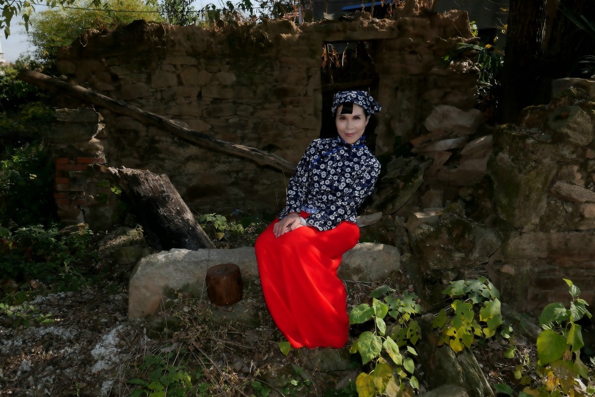 环境人像梅美女的黄陂乡村行