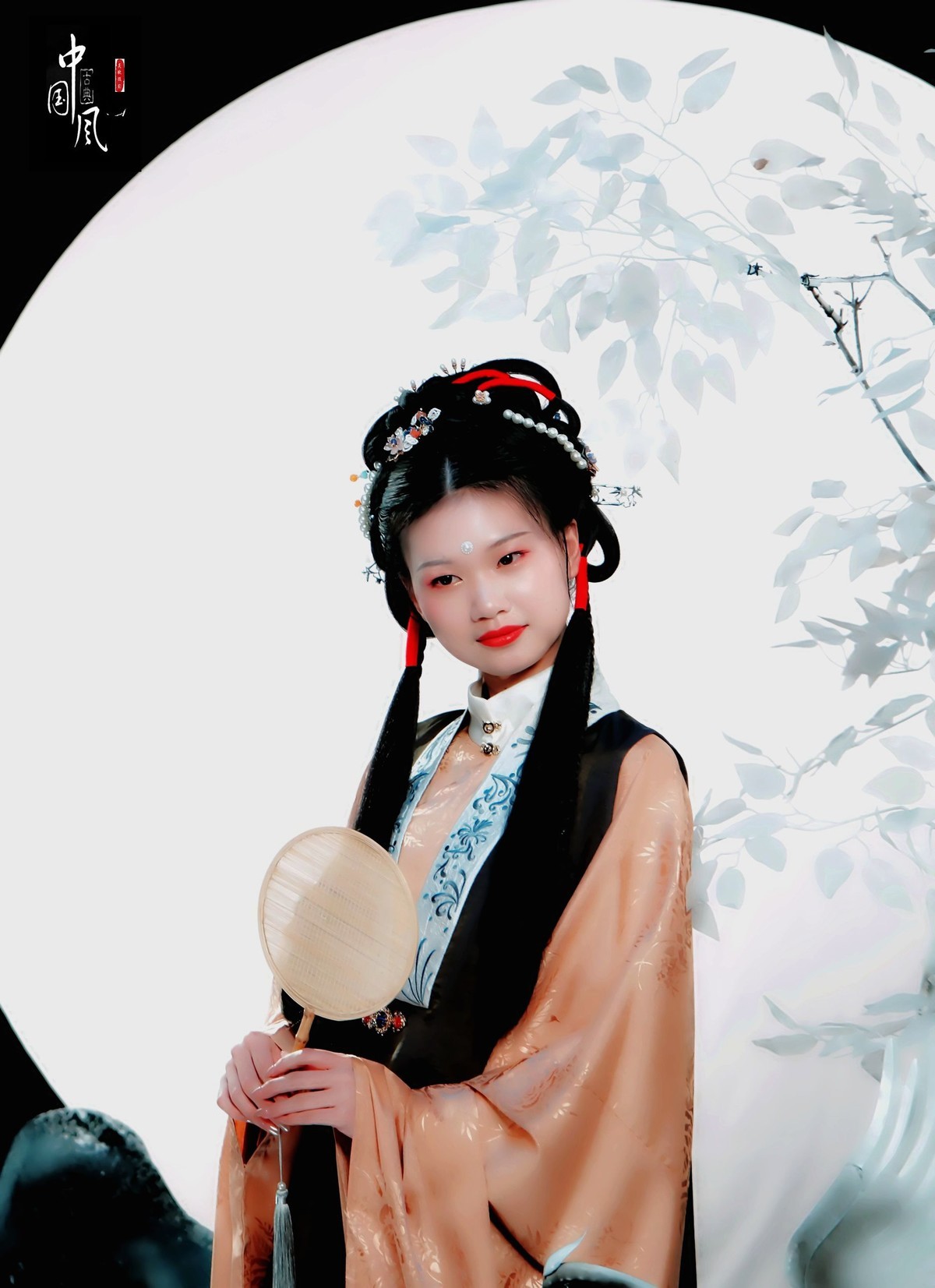 摄影棚汉服古风人像