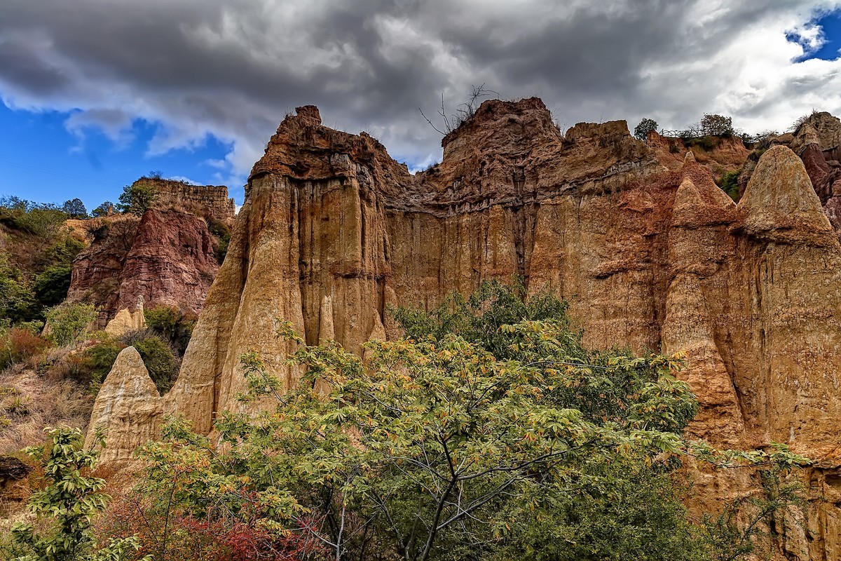 云南元谋《浪巴铺土林》(祝你元旦快乐)