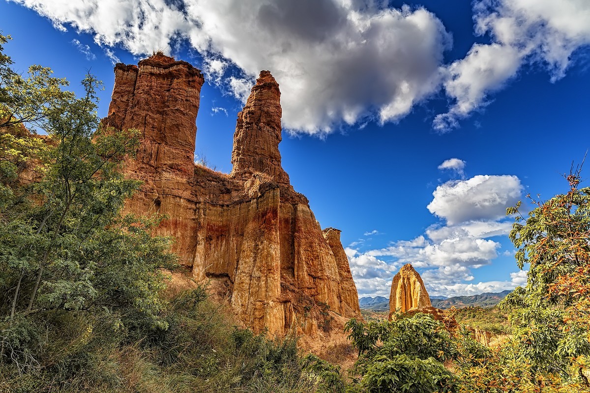 云南元谋《浪巴铺土林》(祝你元旦快乐)