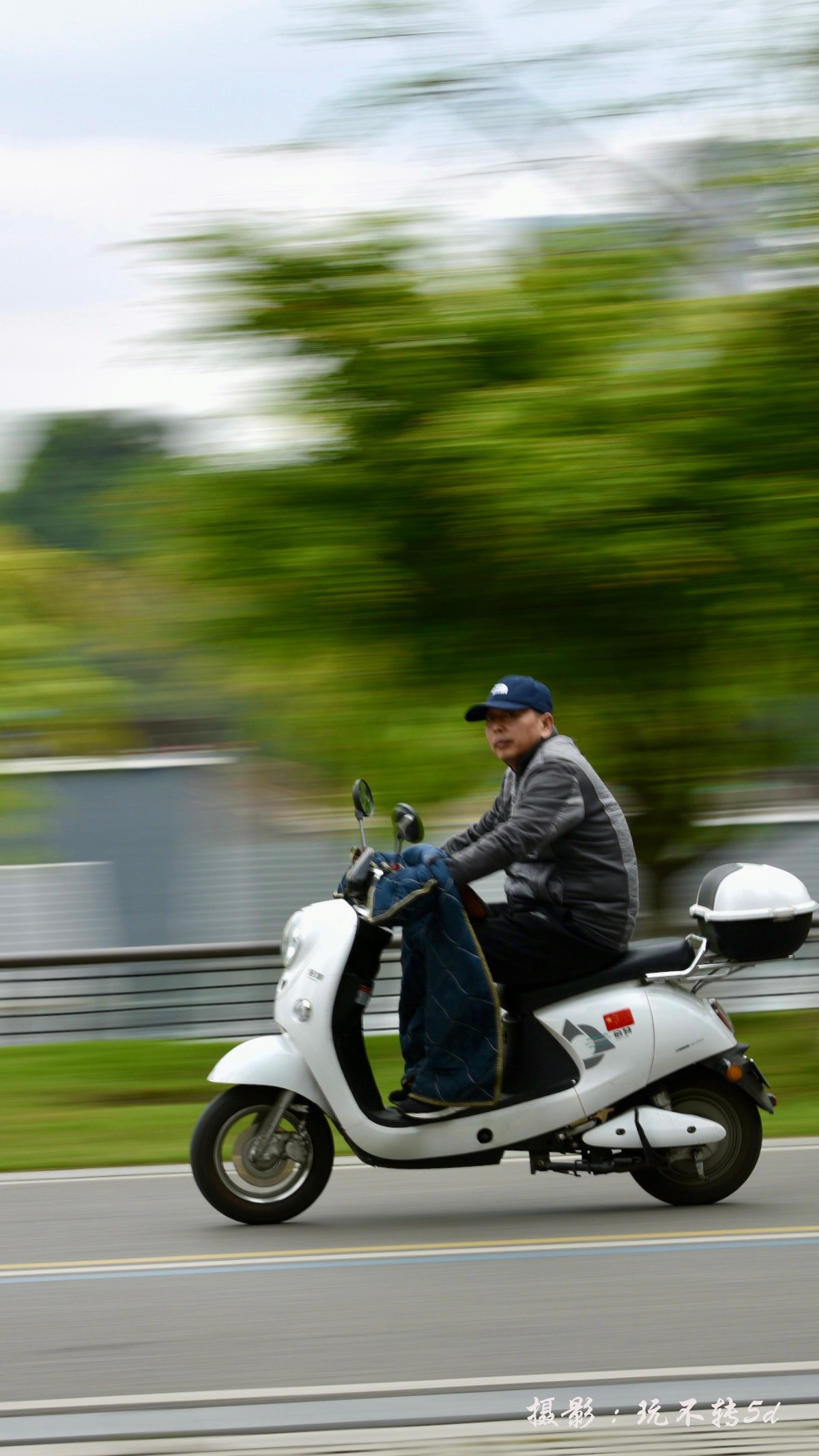 一组动态‘追焦摄影’