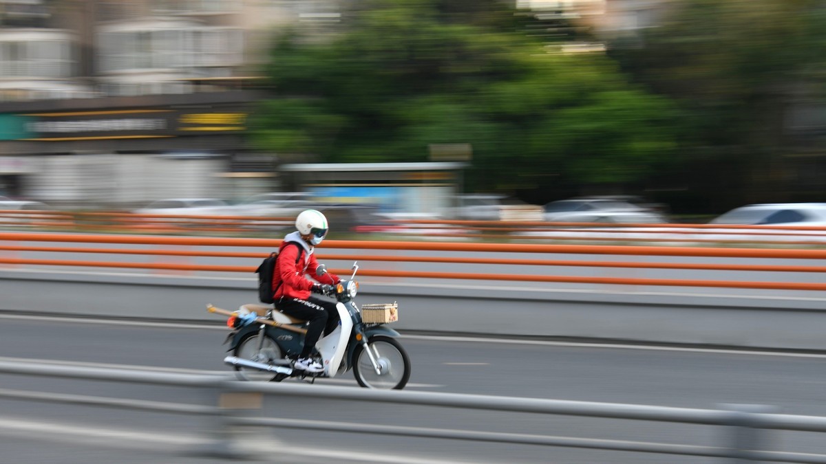 一组动态‘追焦摄影’