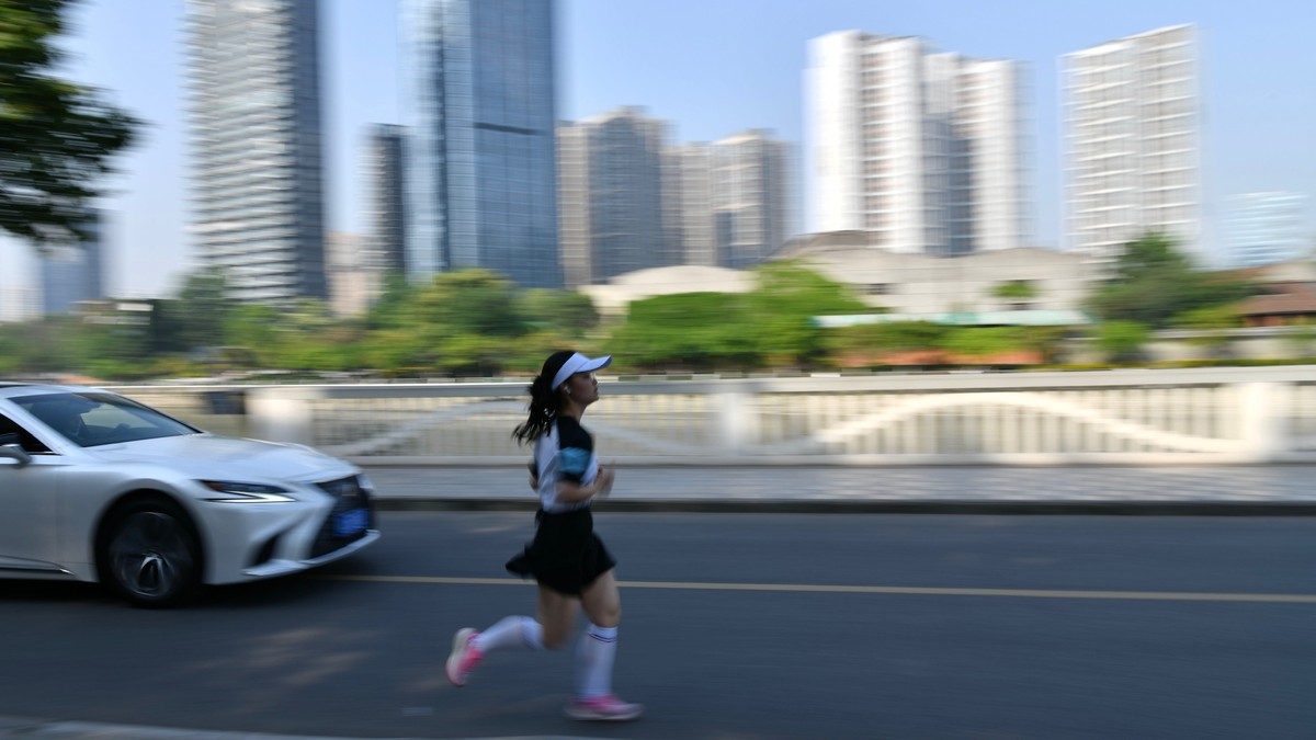 一组动态‘追焦摄影’