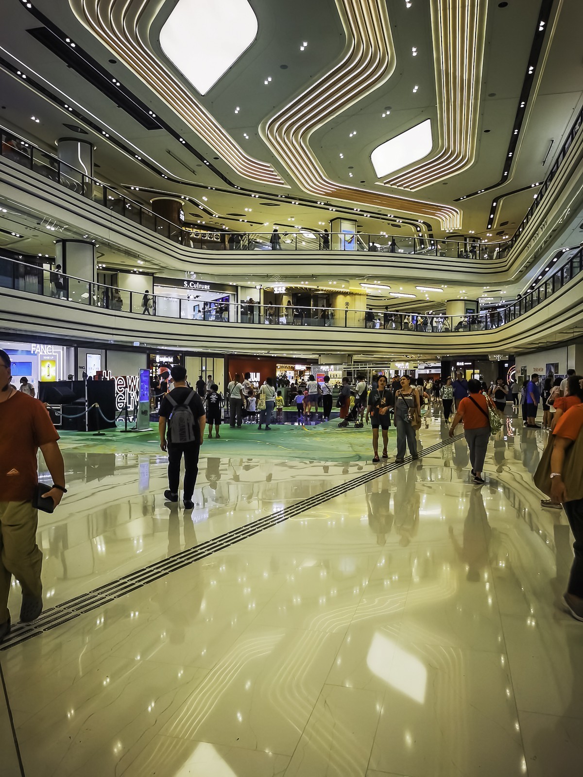 香港大围围方商场（新开业）