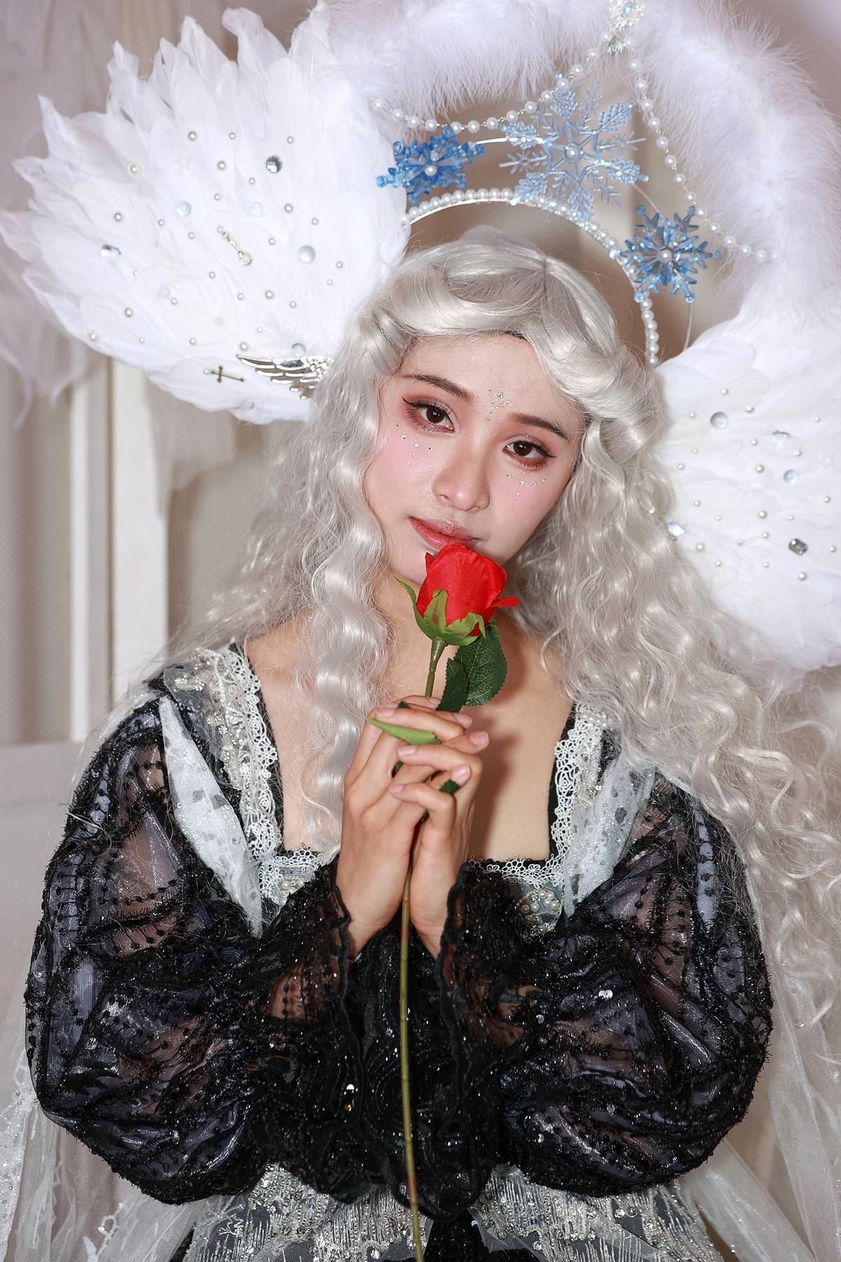 漂亮的角色扮演人像一组