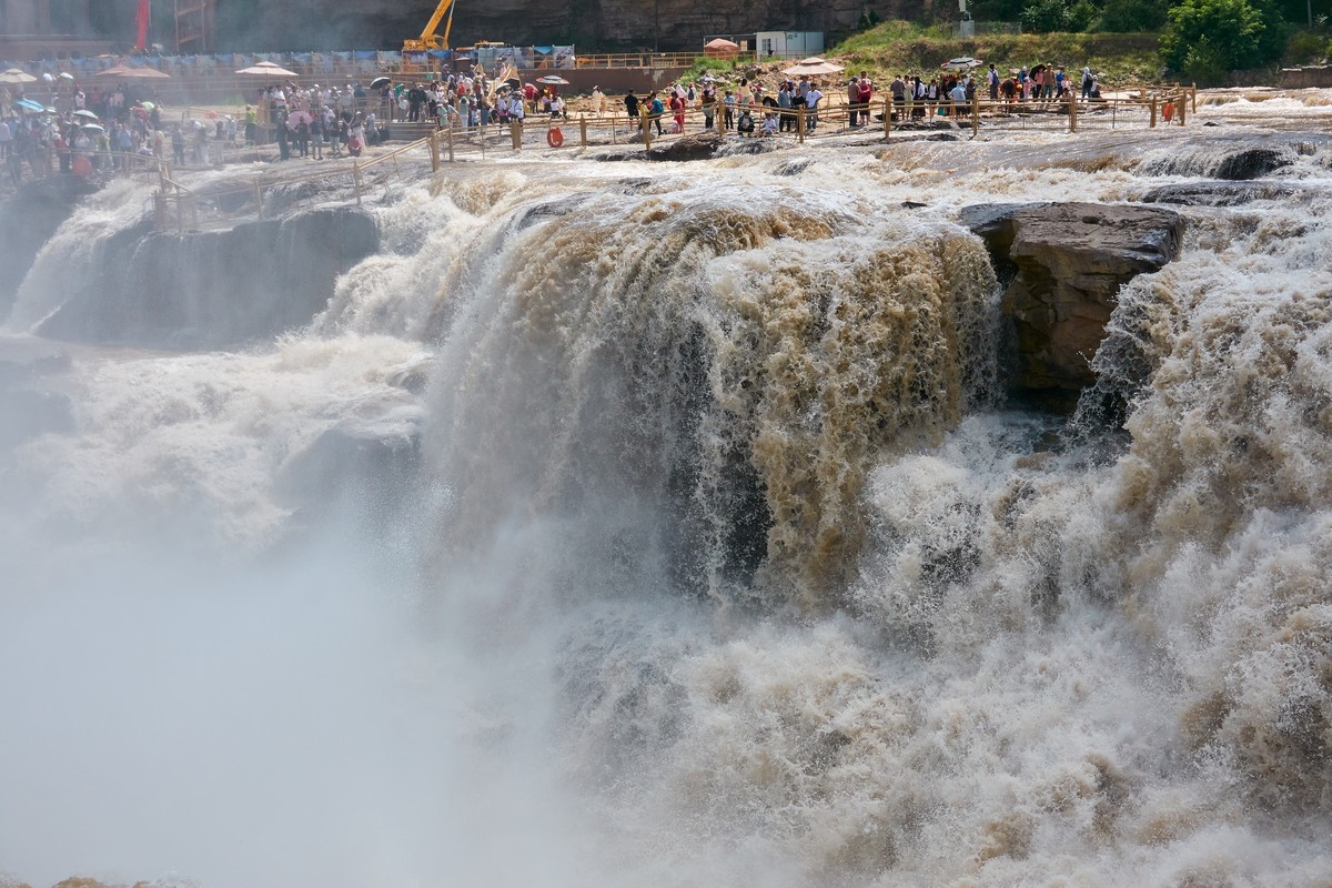 壶口瀑布--山西侧