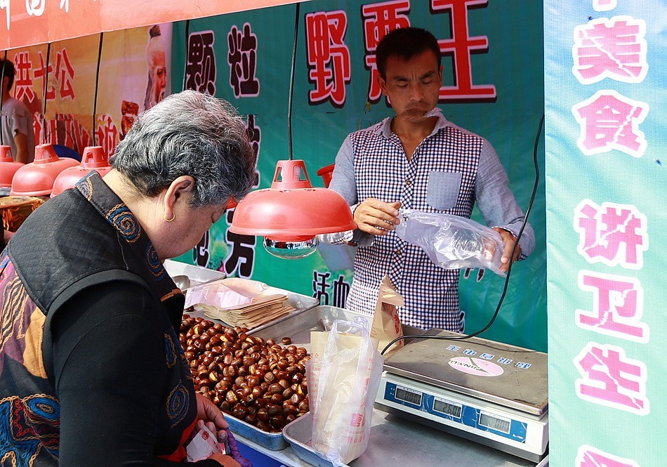 《不老松：纪实摄影》吃货展扫街：各种名吃大集合：真开胃啊！ (6)