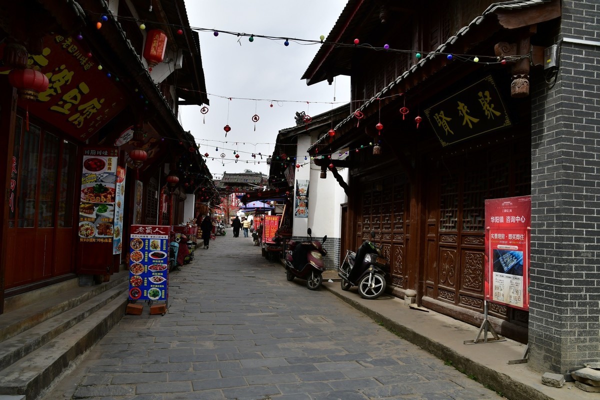 我只是把出去看到的随手记录下来（131）