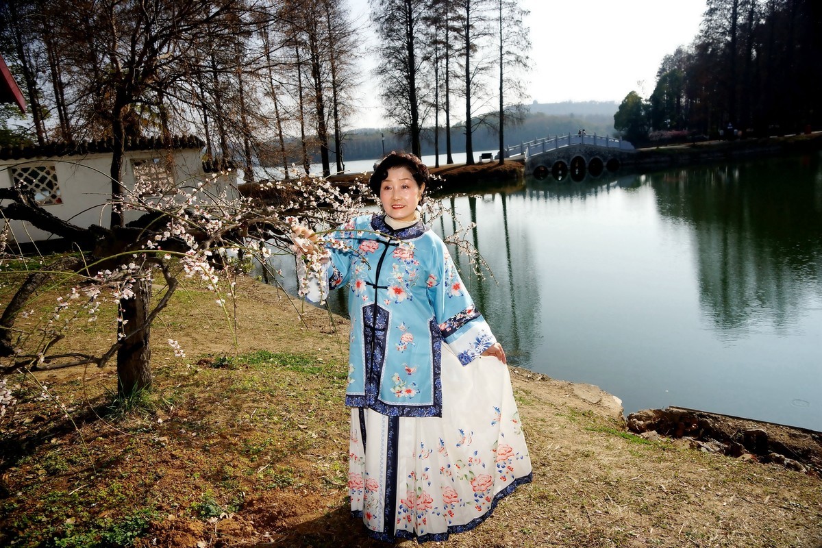 梅园的古装美女！