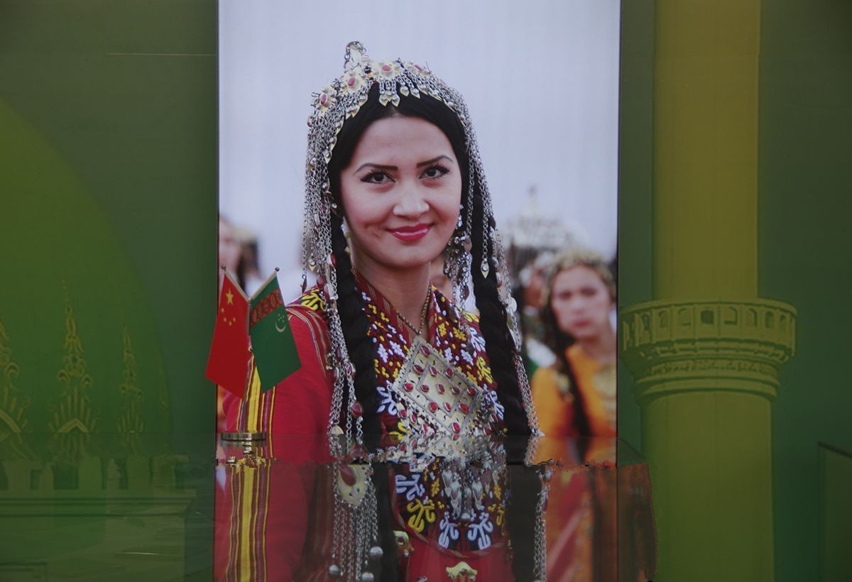 青岛上合土库曼斯坦馆-7P