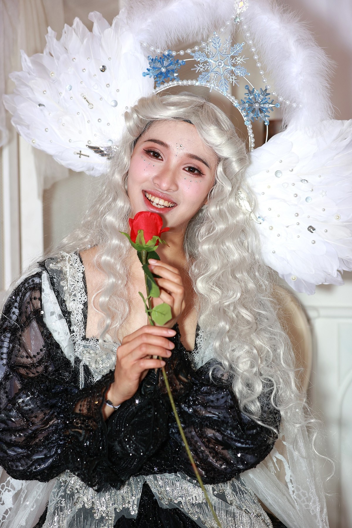 漂亮的角色扮演人像一组