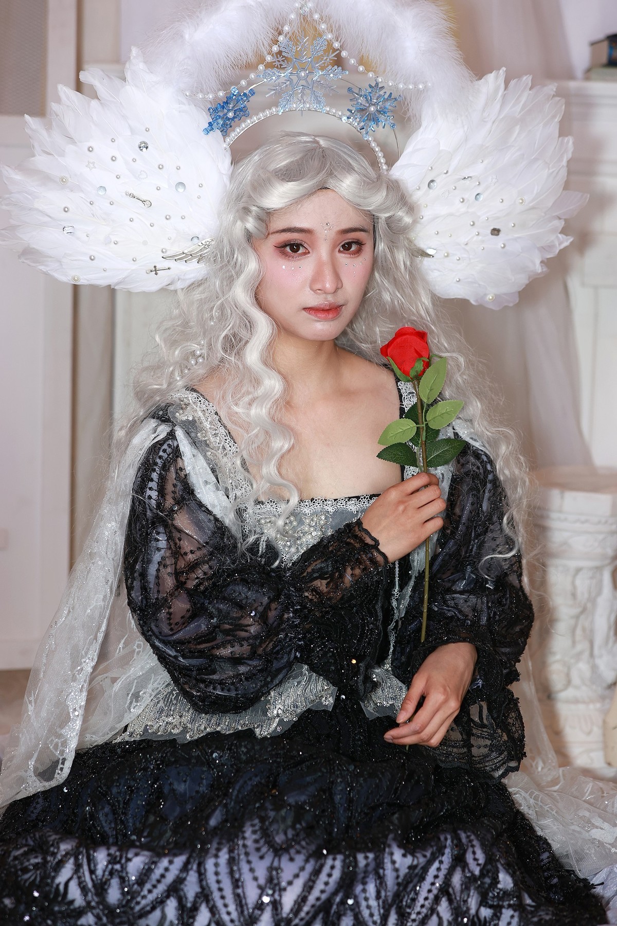 漂亮的角色扮演人像一组