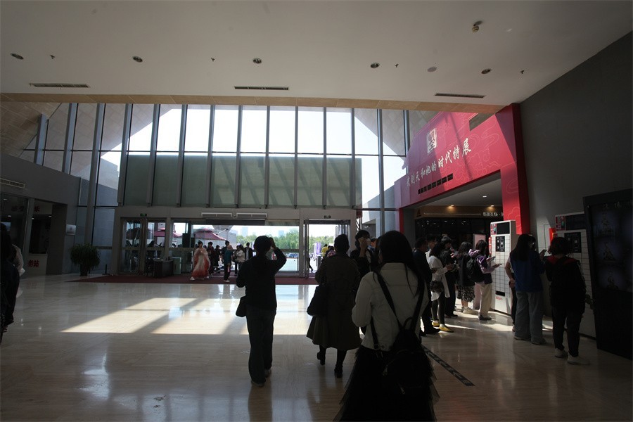 八大古都文物特展吸引全国各地游客参观