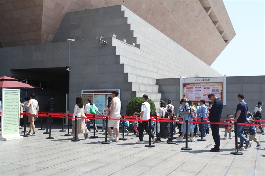 八大古都文物特展吸引全国各地游客参观