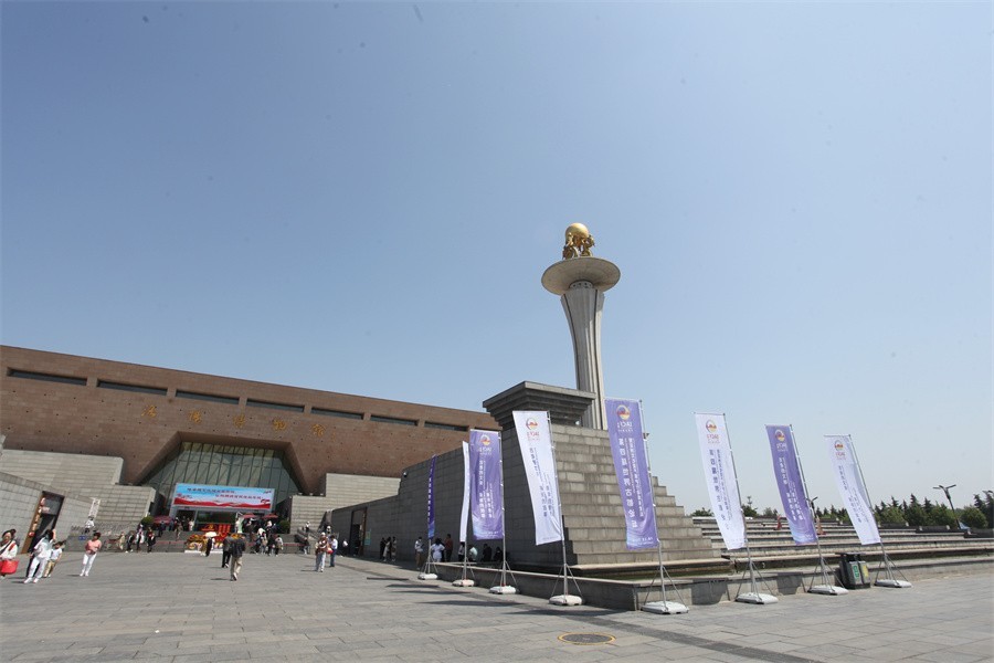 八大古都文物特展吸引全国各地游客参观