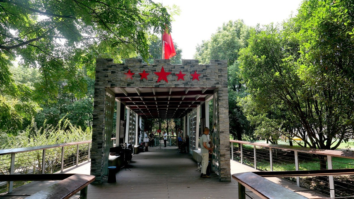 汉阳墨水湖公园“重走长征路”宣传组图！