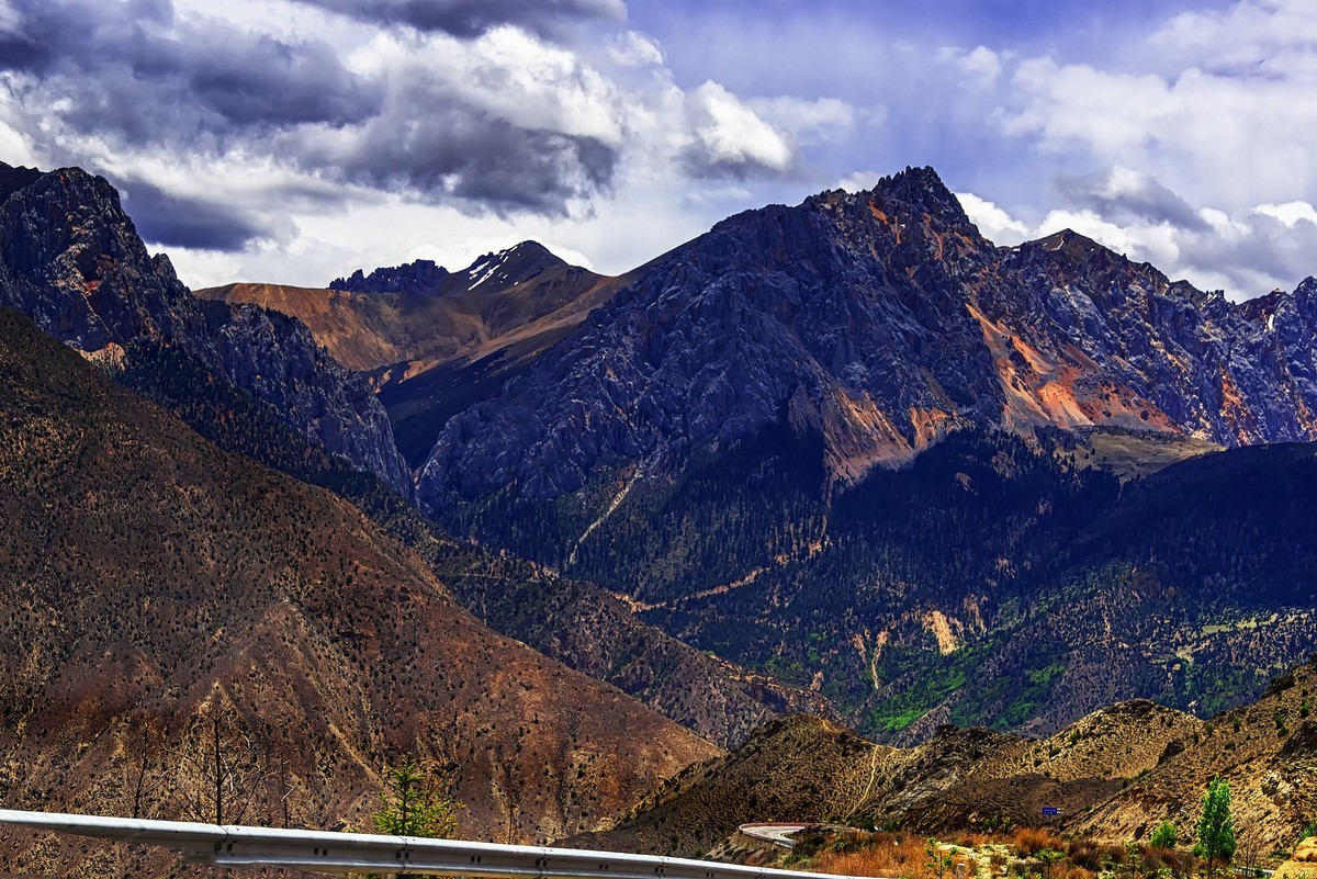 2019.06.进藏回顾 《八宿·业拉山下怒江畔》