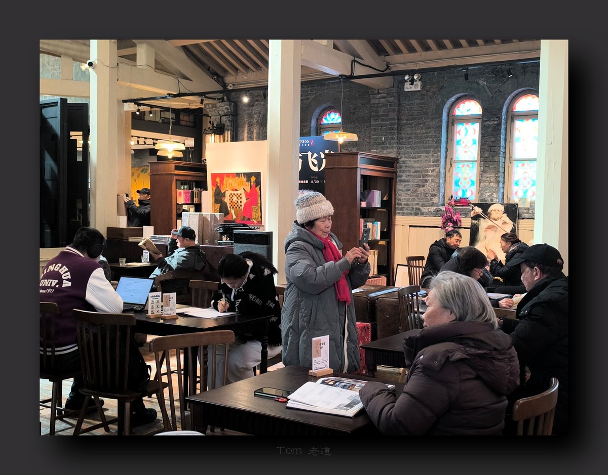 手机版·模范书局 （15图）