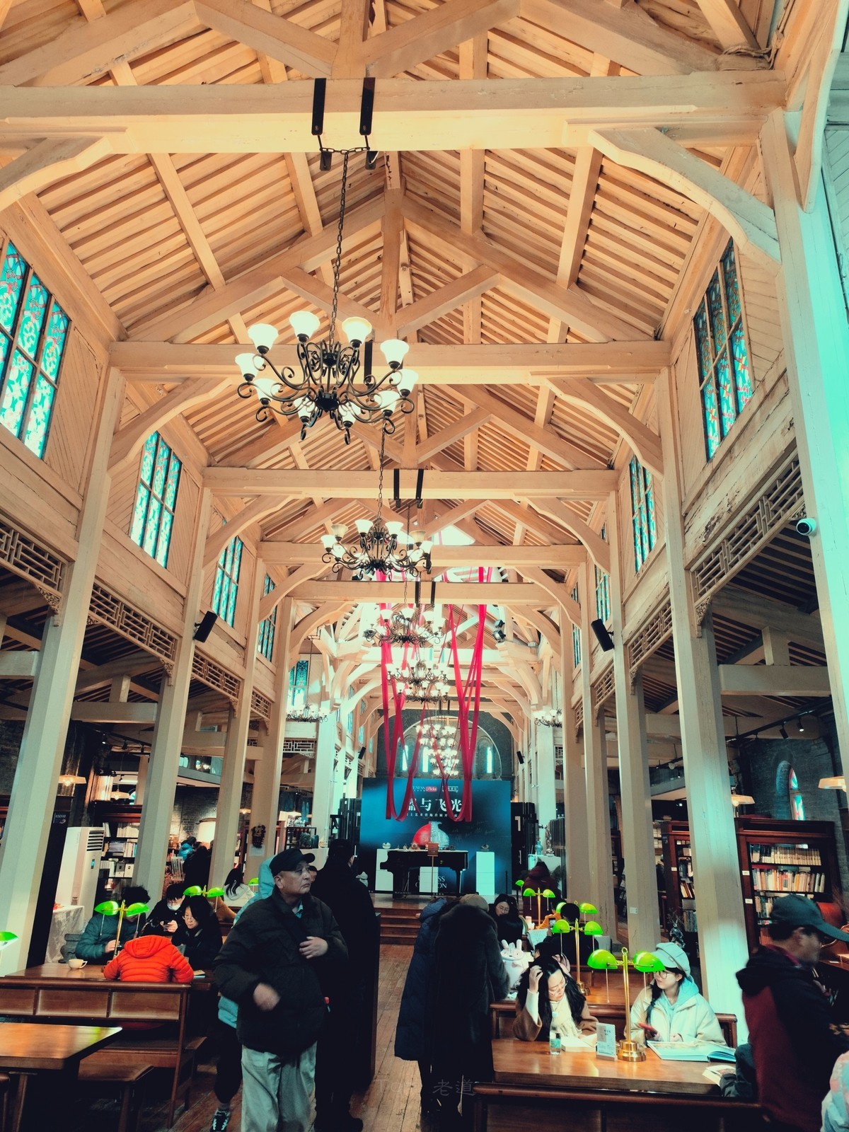 手机版·模范书局 （15图）