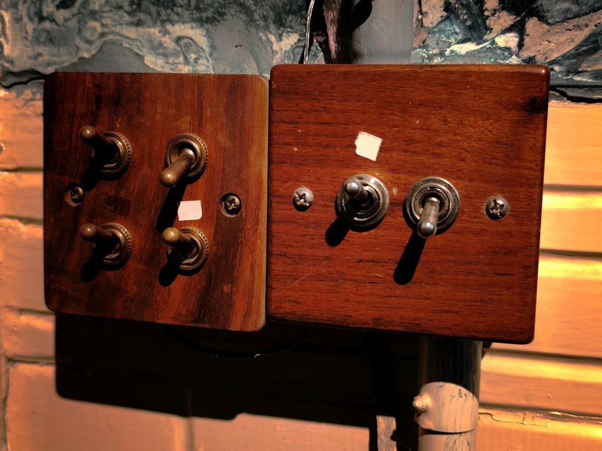 手机版·模范书局 （15图）