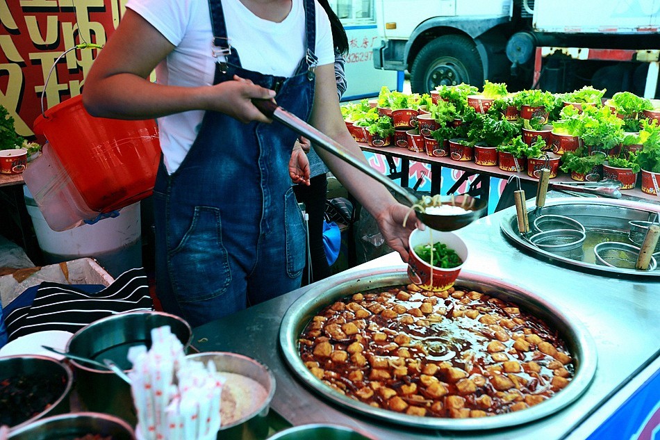 《不老松：纪实摄影》吃货展扫街：各种名吃大集合：真开胃啊！ (7)
