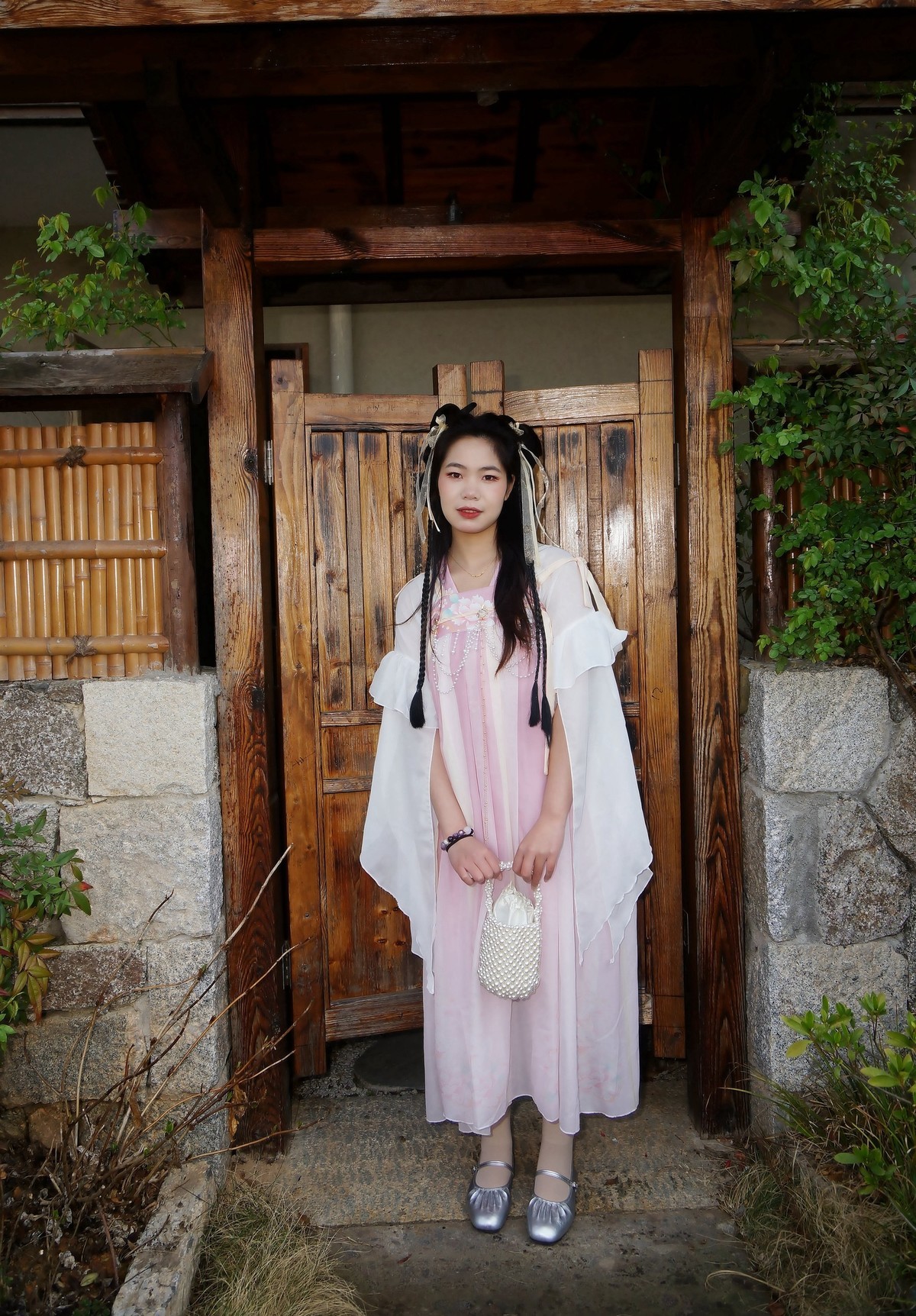 环境人像---黄梅问梅山庄的美女！