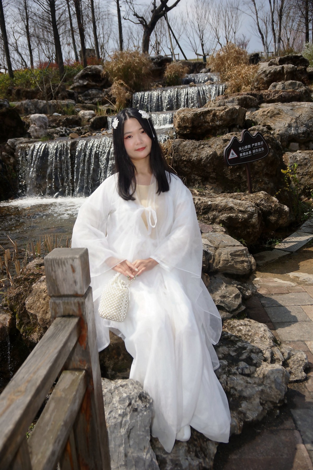 环境人像---黄梅问梅山庄的美女！