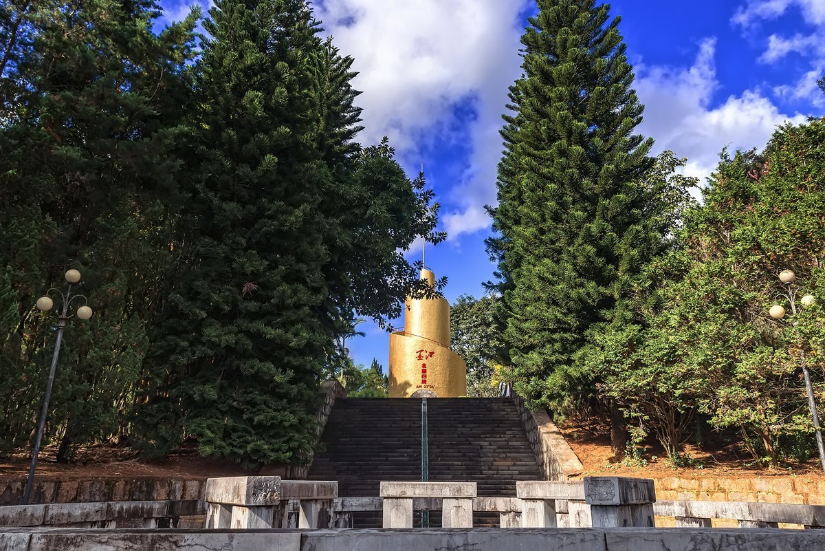 墨江北回归线标志园