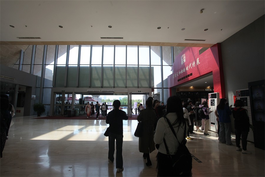 八大古都文物特展吸引全国各地游客参观