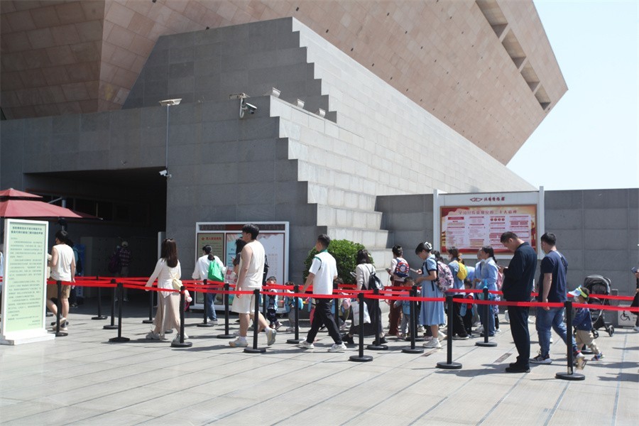 八大古都文物特展吸引全国各地游客参观