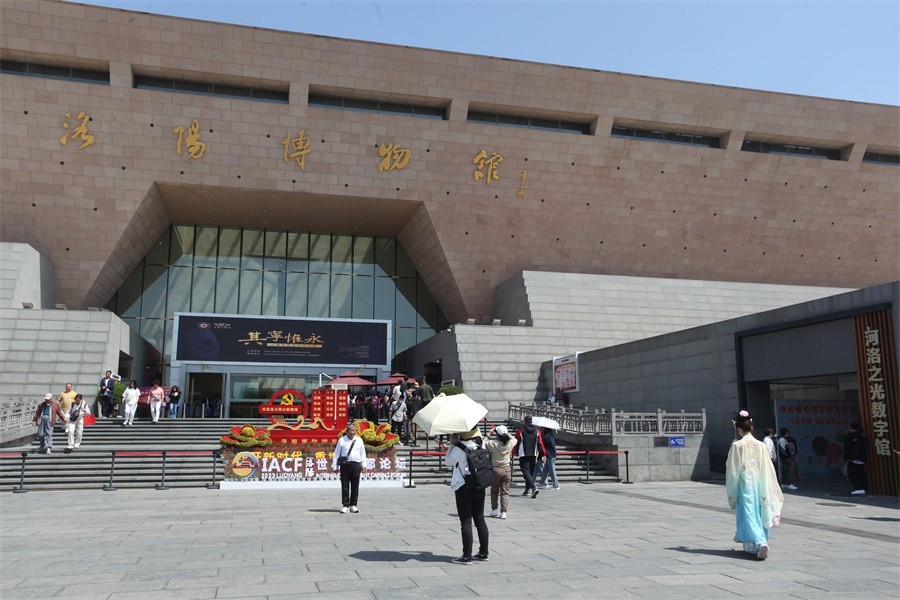 八大古都文物特展吸引全国各地游客参观