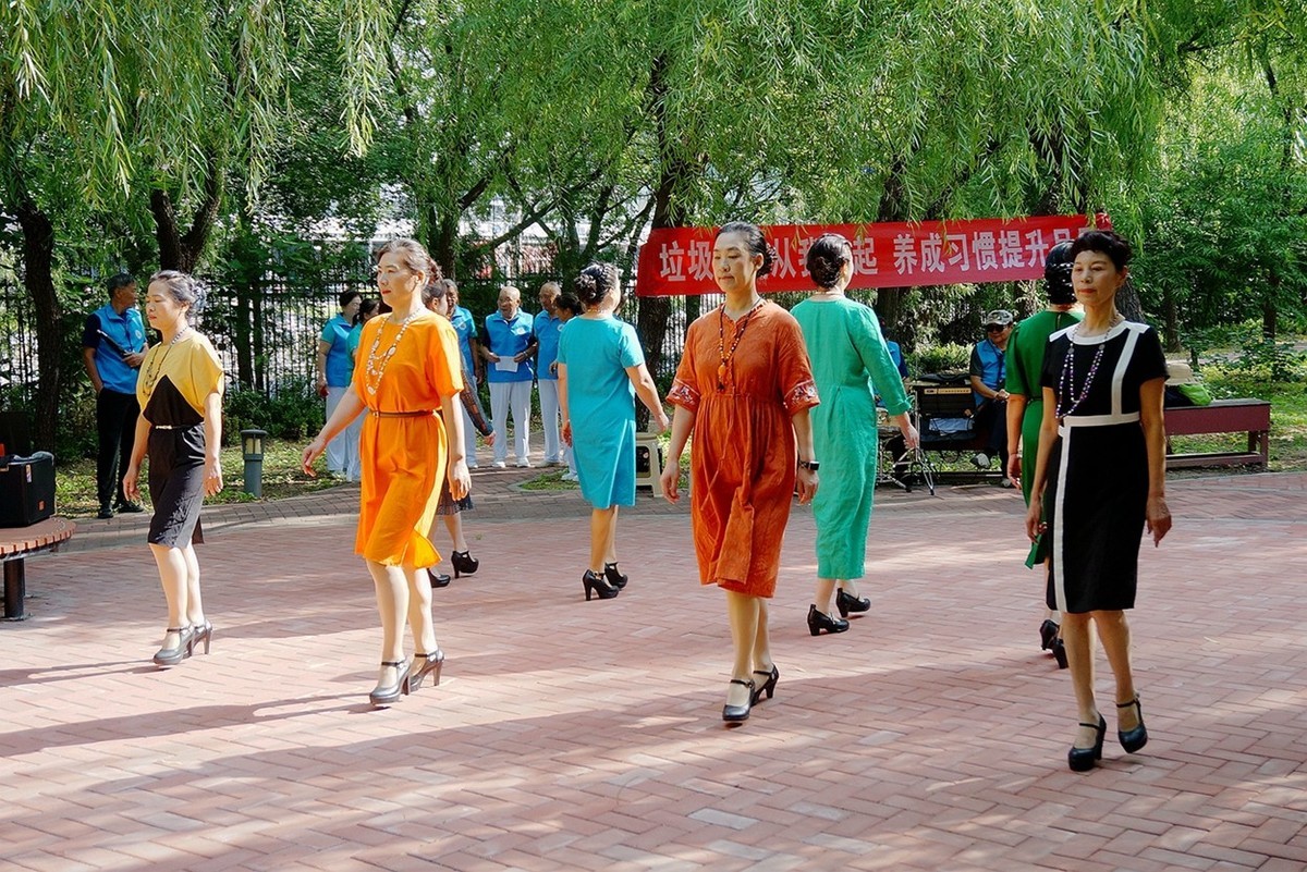 社区垃圾分类与旧物置换宣传活动 一