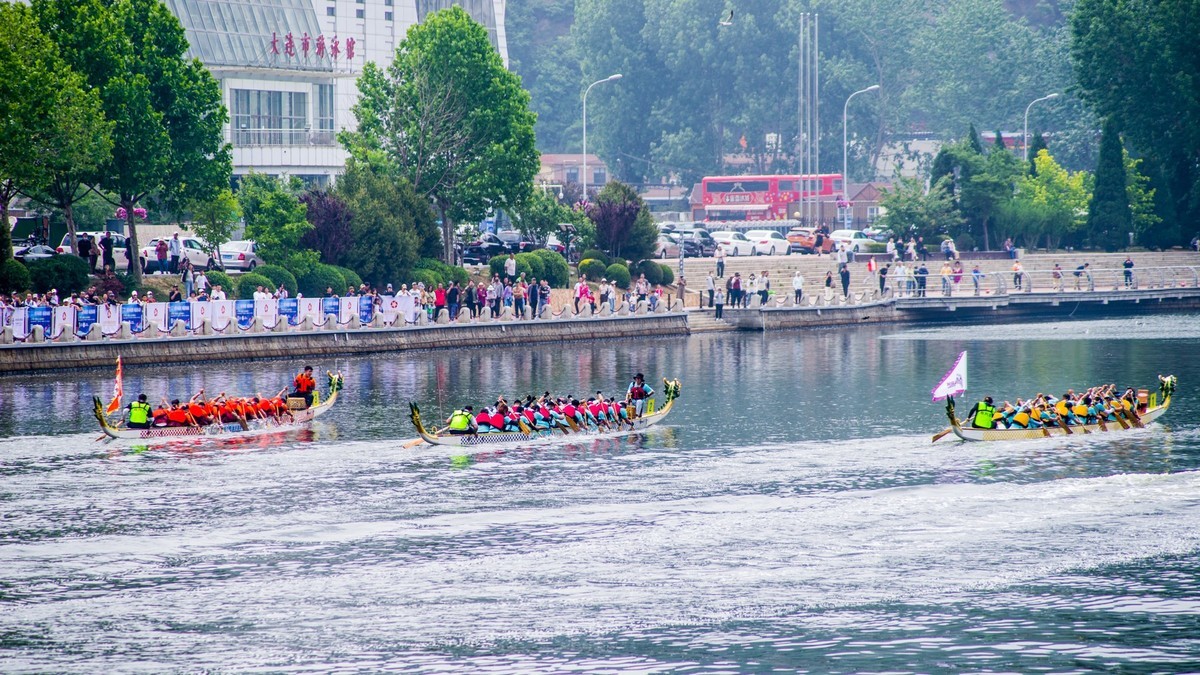 端 午 节 龙 舟 竞 技 （ 六 ）