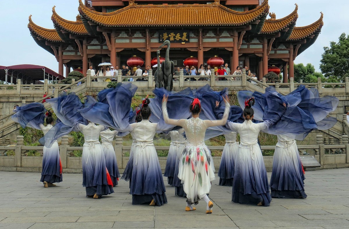 黄鹤楼舞蹈之三