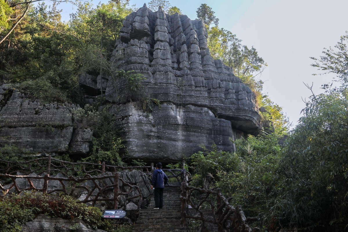 恩施梭布亚石林1----青龙台1
