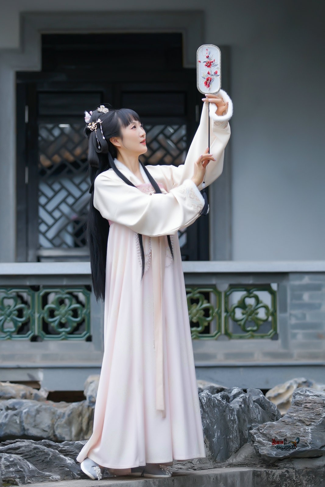 【冬日暖阳汉女】---牧原